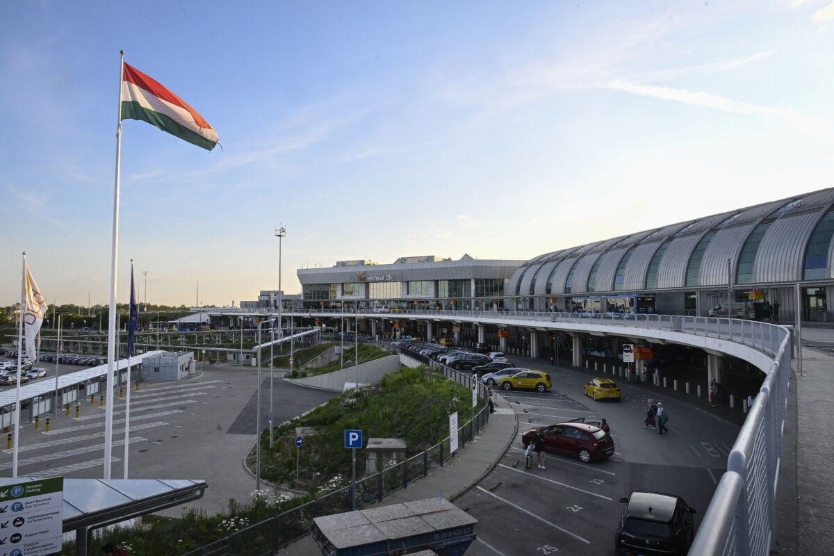 A Budapest Liszt Ferenc Nemzetközi Repülőtér 2-es terminálja 2024. június 6-án.