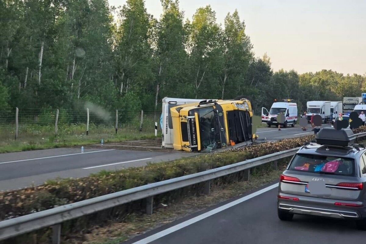 m5-szeged-kamion-baleset