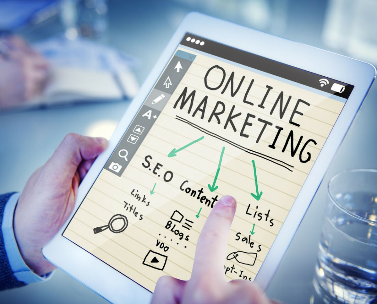 minicrm.ro - 2025 április - LinkMarketing - 4