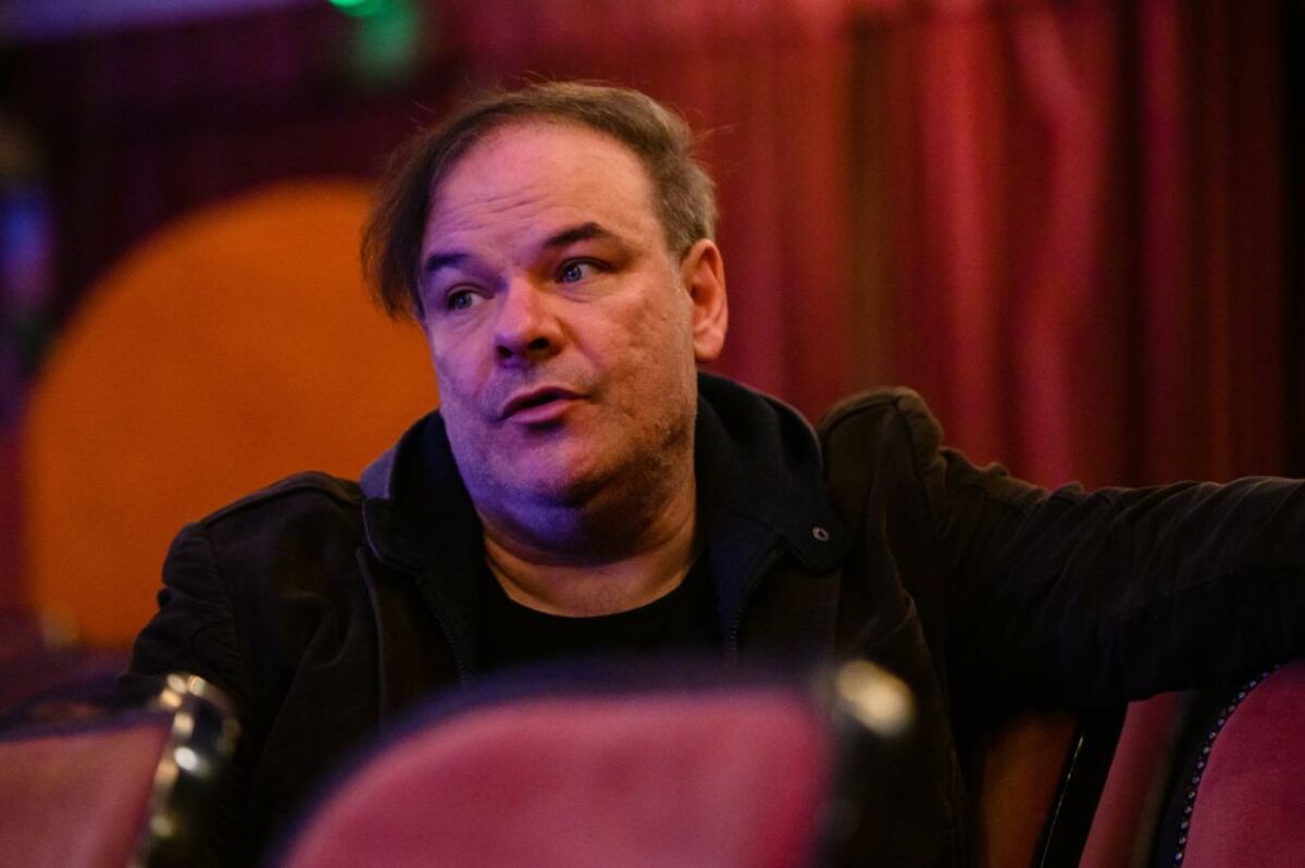 Kálloy Molnár Péter színész, rendező, író, zenész A mindenség elmélete című színmű próbáján a Veszprémi Petőfi Színházban 2022. február 10-én.