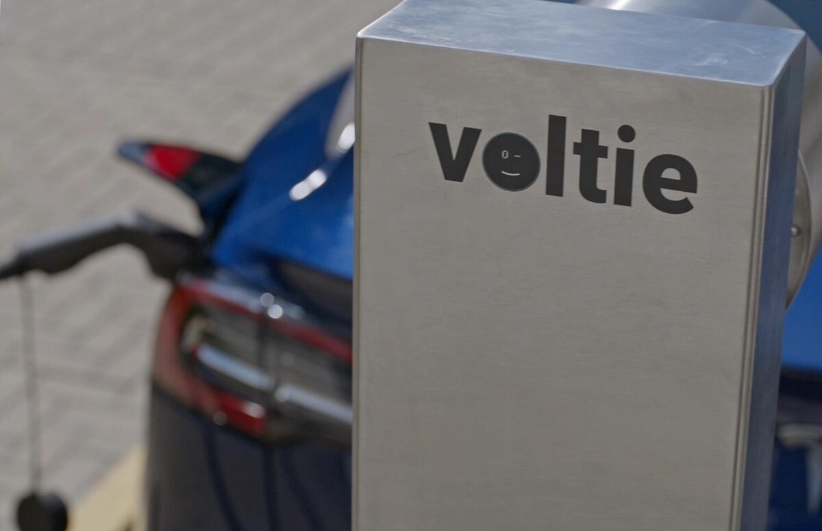 voltie-elektromos-auto-tolto