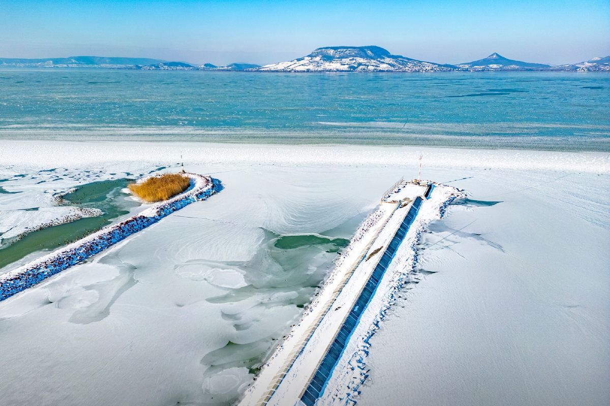 befagyott-balaton-fonyod