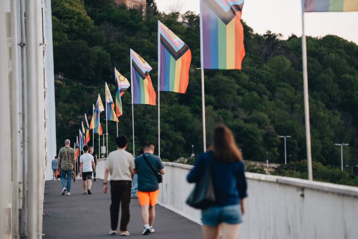 erzsebet-hid-pride-zaszlo