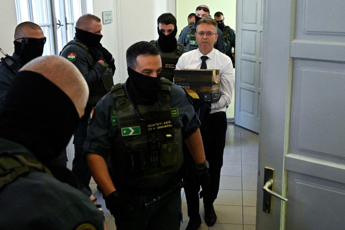 Elrendelte Hankó Balázs letartóztatását a bíróság