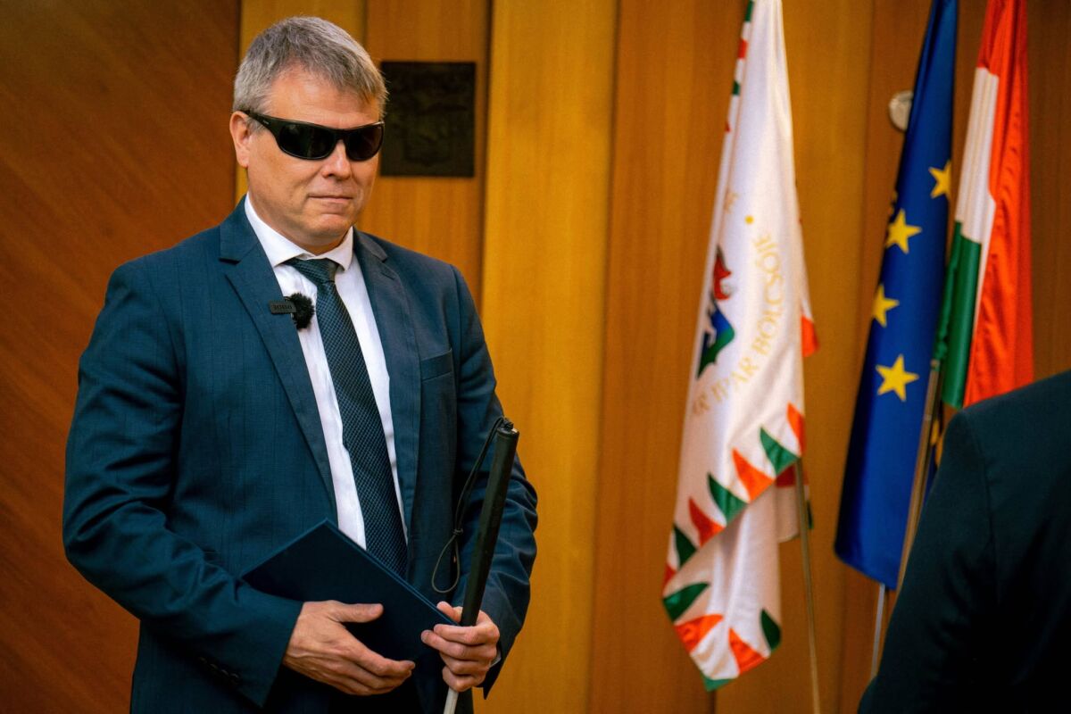 Dr. Kátai-Németh Vilmos szociális és családügyi miniszter.